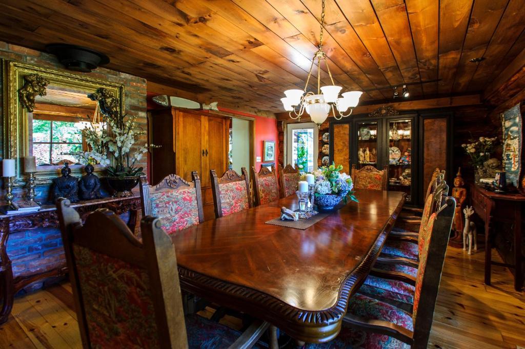 Shambhala Bed And Breakfast Buckhorn Esterno foto