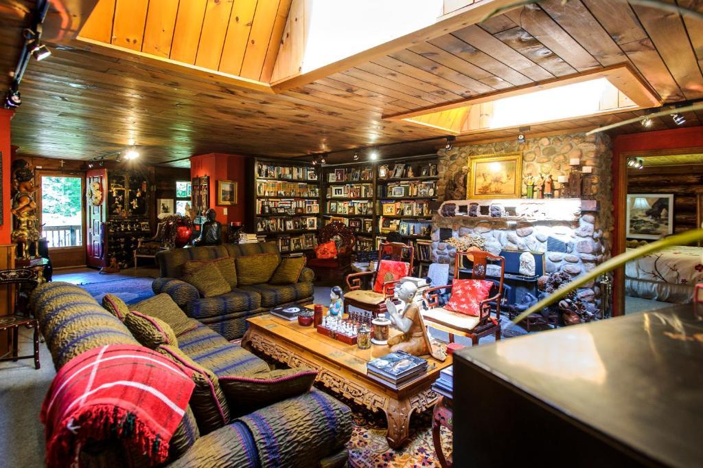 Shambhala Bed And Breakfast Buckhorn Esterno foto