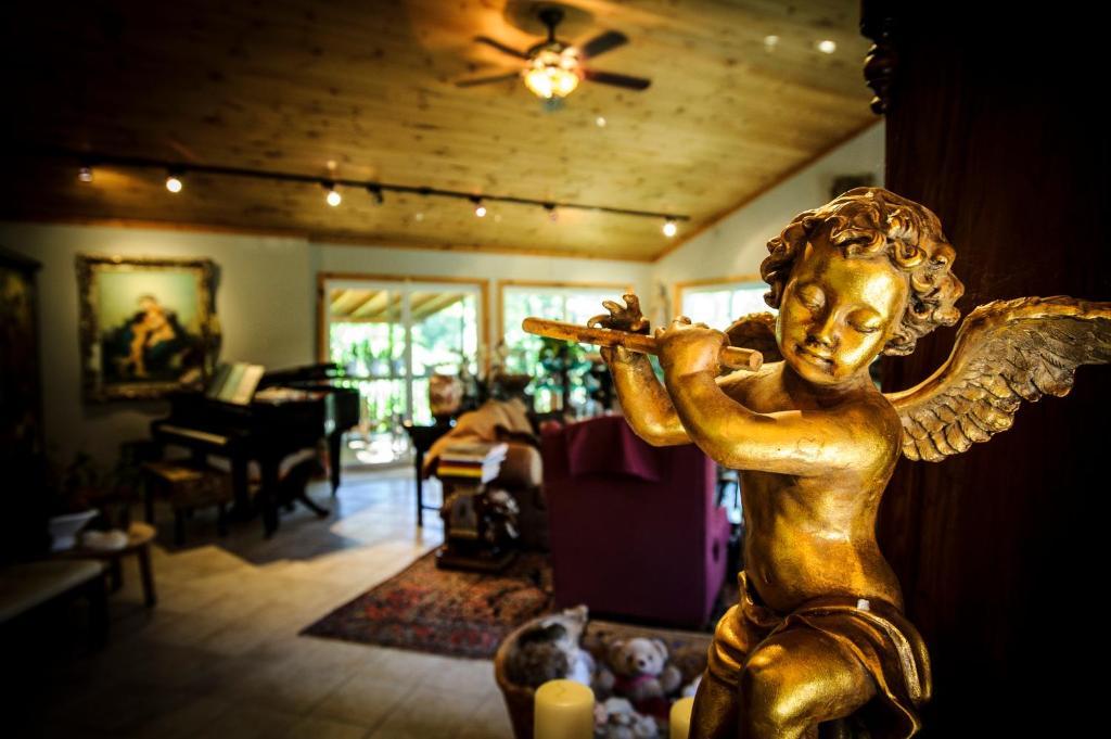 Shambhala Bed And Breakfast Buckhorn Esterno foto